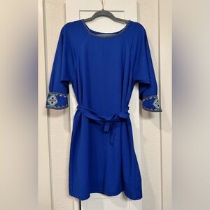 💙 Royal Blue Embroidered Sleeve Midi Dress – Size M